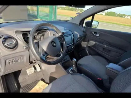 Photo 8 Renault Captur  1.3 TCe 150ch FAP Intens EDC