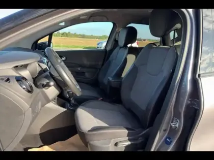Photo 9 Renault Captur  1.3 TCe 150ch FAP Intens EDC