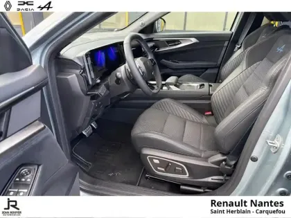 Photo 10 Renault Espace  E-Tech full hybrid 200ch esprit Alpine 7 places