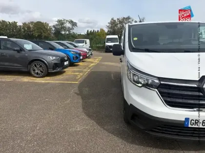 Photo 27 Renault Trafic  Fg L1H1 3T 2.0 Blue dCi 130ch Confort E6E