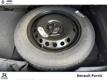 Photo 28 Renault Captur  1.6 E-Tech hybride 145ch Techno Fast Track