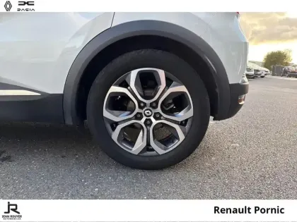Photo 22 Renault Captur  1.6 E-Tech hybride 145ch Techno Fast Track