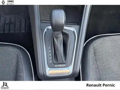 Photo 20 Renault Captur  1.6 E-Tech hybride 145ch Techno Fast Track