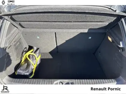 Photo 6 Renault Captur  1.6 E-Tech hybride 145ch Techno Fast Track