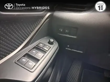 Photo 13 Toyota C-HR  122h Dynamic 2WD E-CVT RC18