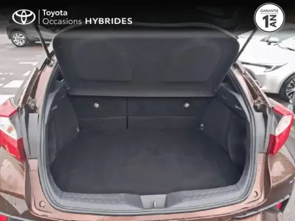 Photo 9 Toyota C-HR  122h Dynamic 2WD E-CVT RC18