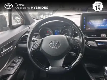 Photo 8 Toyota C-HR  122h Dynamic 2WD E-CVT RC18
