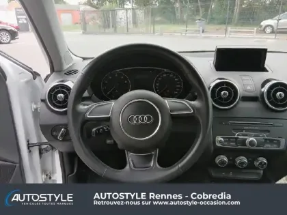 Photo 14 Audi A1  1.0 TFSI 82ch Ambition