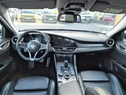 Photo 7 Alfa Romeo Giulia  2.2 JTD 190ch Super Q4 AT8 MY19