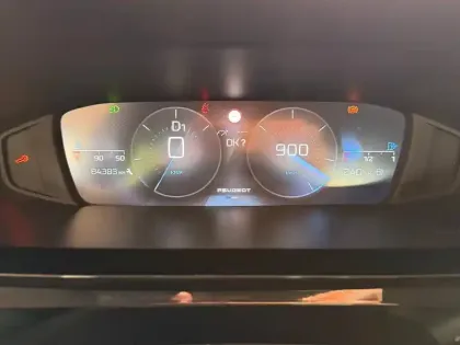 Photo 6 Peugeot 308  1.2 130 S&S Allure EAT8 I-cockpit Camera Carplay