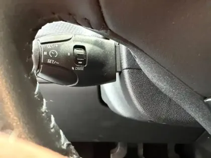 Photo 14 Peugeot 208  1.2 110 S&S 5p clim camera Régulateur Bluetooth