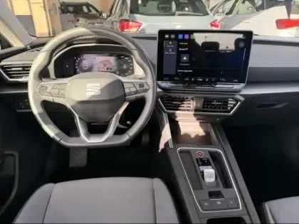 Photo 13 Seat Leon  1.5 eTSI Hybrid 115ch Copa DSG7