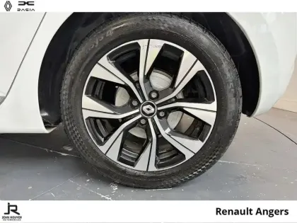 Photo 7 Renault Clio  1.6 E-Tech hybride 140ch Limited -21N