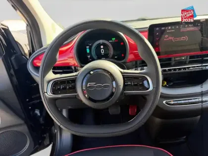 Photo 11 Fiat 500  3+1 e 118ch (RED) MY25