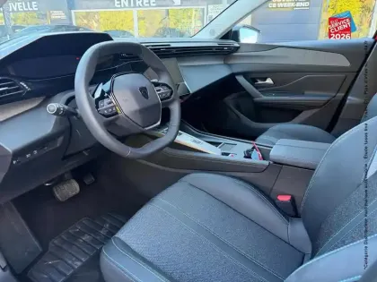 Photo 14 Peugeot 308  PHEV 180ch Allure e-EAT8