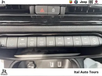 Photo 11 Fiat 600  1.2 Turbo 100ch Street