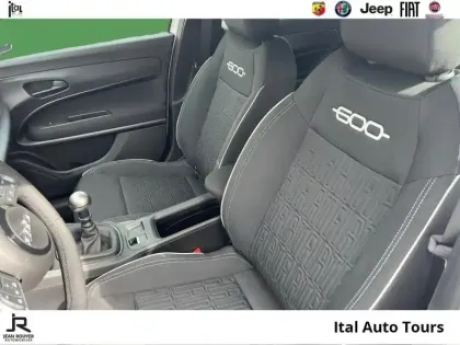 Photo 8 Fiat 600  1.2 Turbo 100ch Street