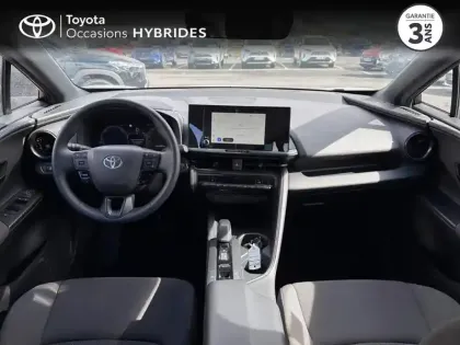 Photo 11 Toyota C-HR  1.8 Hybride 140ch Dynamic MY25