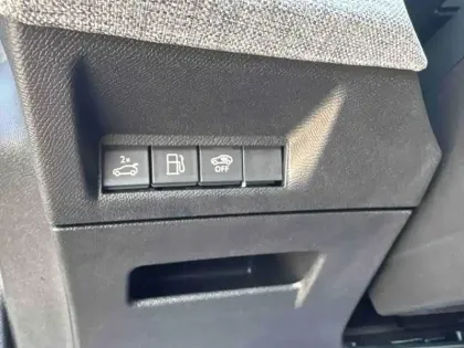 Photo 14 Peugeot 3008  Hybride Rechargeable Plug-in 195ch GT e-DCS7