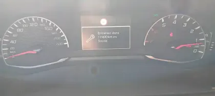 Photo 6 Peugeot 2008  PureTech 100 S&S BVM6