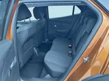 Photo 18 Peugeot 2008  PureTech 100 S&S BVM6