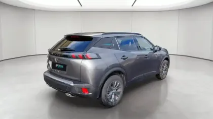 Photo 6 Peugeot 2008  PureTech 130 S&S EAT8
