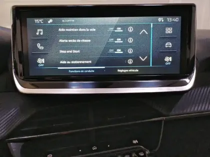 Photo 20 Peugeot 208  Hybrid 100 e-DCS6