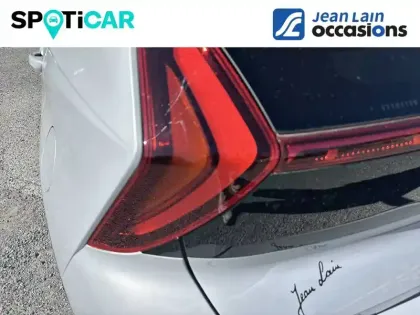 Photo 16 Hyundai Bayon  1.0 T-GDi 100 DCT-7 Hybrid 48V