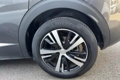 Photo 11 Peugeot 3008  Puretech 130ch S&S BVM6