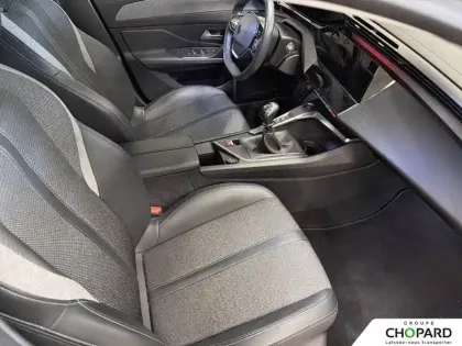 Photo 12 Peugeot 308  SW PureTech 130ch S&S BVM6