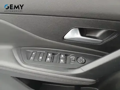 Photo 16 Peugeot 308  SW PHEV 180 e-EAT8