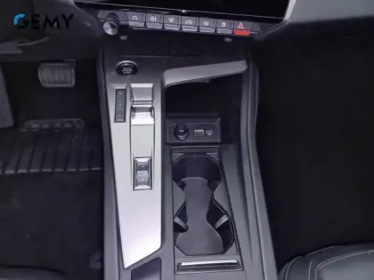 Photo 13 Peugeot 308  SW PHEV 180 e-EAT8