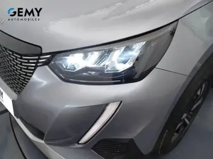 Photo 16 Peugeot 2008  PureTech 100 S&S BVM6