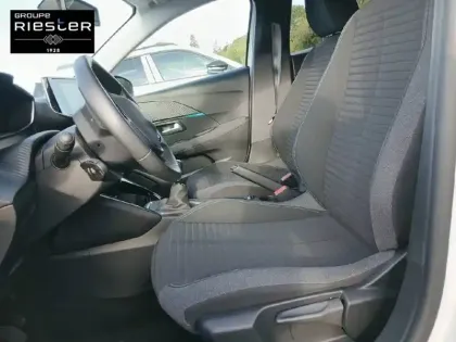 Photo 10 Peugeot 208  PureTech 100 S&S BVM6
