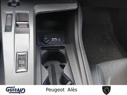 Photo 18 Peugeot 308  PHEV 180 e-EAT8