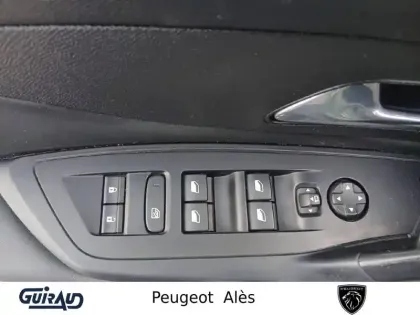 Photo 12 Peugeot 308  PHEV 180 e-EAT8
