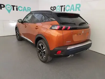 Photo 6 Peugeot 2008  PureTech 130 S&S EAT8