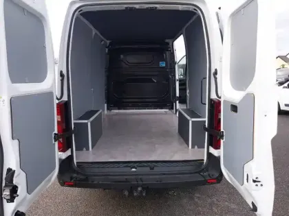 Photo 17 Renault Master  FG BLUE DCI 130 L2H2 3T5 TR