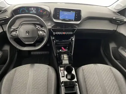 Photo 29 Peugeot 208  Electrique 50 kWh 136ch