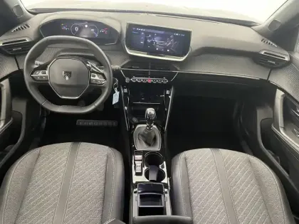 Photo 26 Peugeot 2008  PureTech 100 S&S BVM6