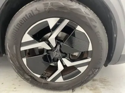 Photo 16 Peugeot 2008  PureTech 100 S&S BVM6