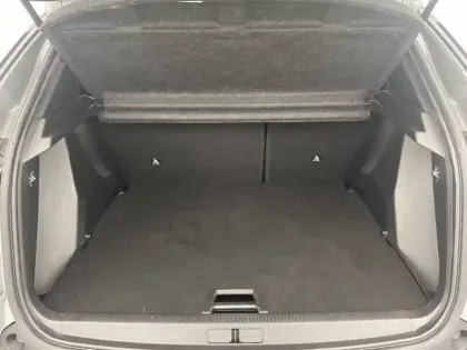 Photo 12 Peugeot 2008  PureTech 100 S&S BVM6