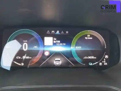 Photo 6 Renault Captur  E-Tech full hybrid 145