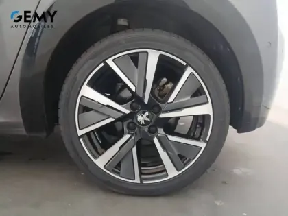Photo 10 Peugeot 208  PureTech 100 S&S BVM6