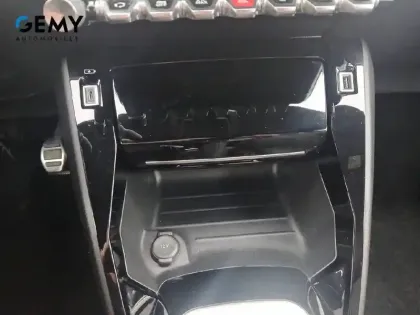 Photo 19 Peugeot 208  PureTech 100 S&S BVM6