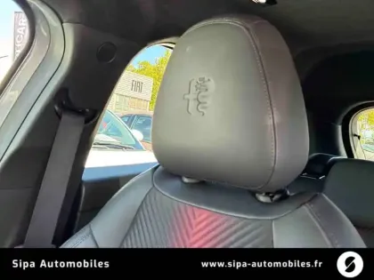 Photo 33 Alfa Romeo Junior  1.2 Ibrida 145 ch e-DCT6