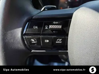 Photo 27 Alfa Romeo Junior  1.2 Ibrida 145 ch e-DCT6