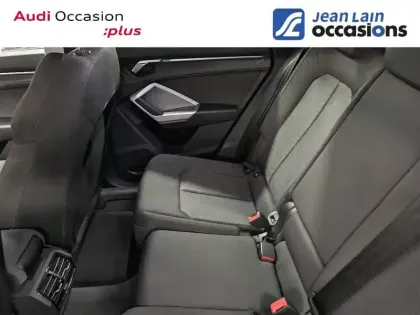 Photo 16 Audi Q3  35 TDI 150 ch S tronic 7 Quattro