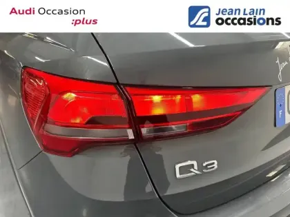 Photo 20 Audi Q3  35 TDI 150 ch S tronic 7 Quattro