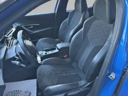 Photo 10 Peugeot 2008  PureTech 155 S&S EAT8